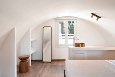Zen Villa Debroom W.